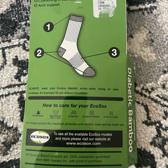 Viscose from Bamboo Diabetic Over the Calf Sock - Picture 3 of 5